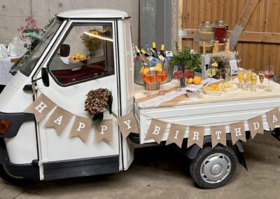 Piaggio Ape Sektempfang